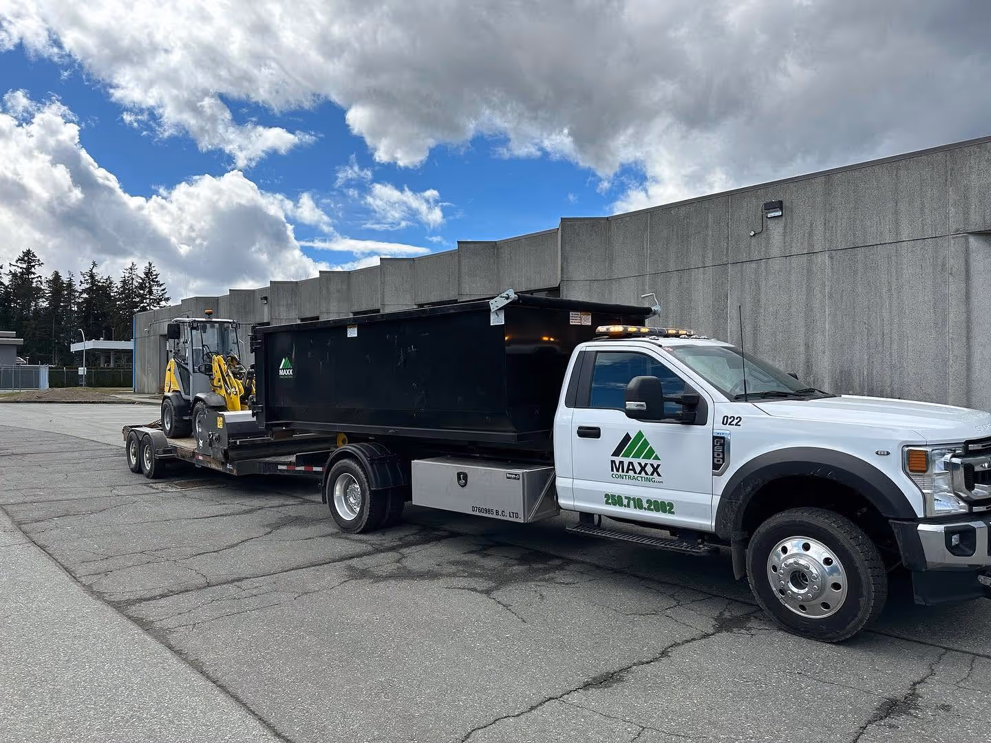 Bin Rental & Dumpster Services work by Maxx Contracting
