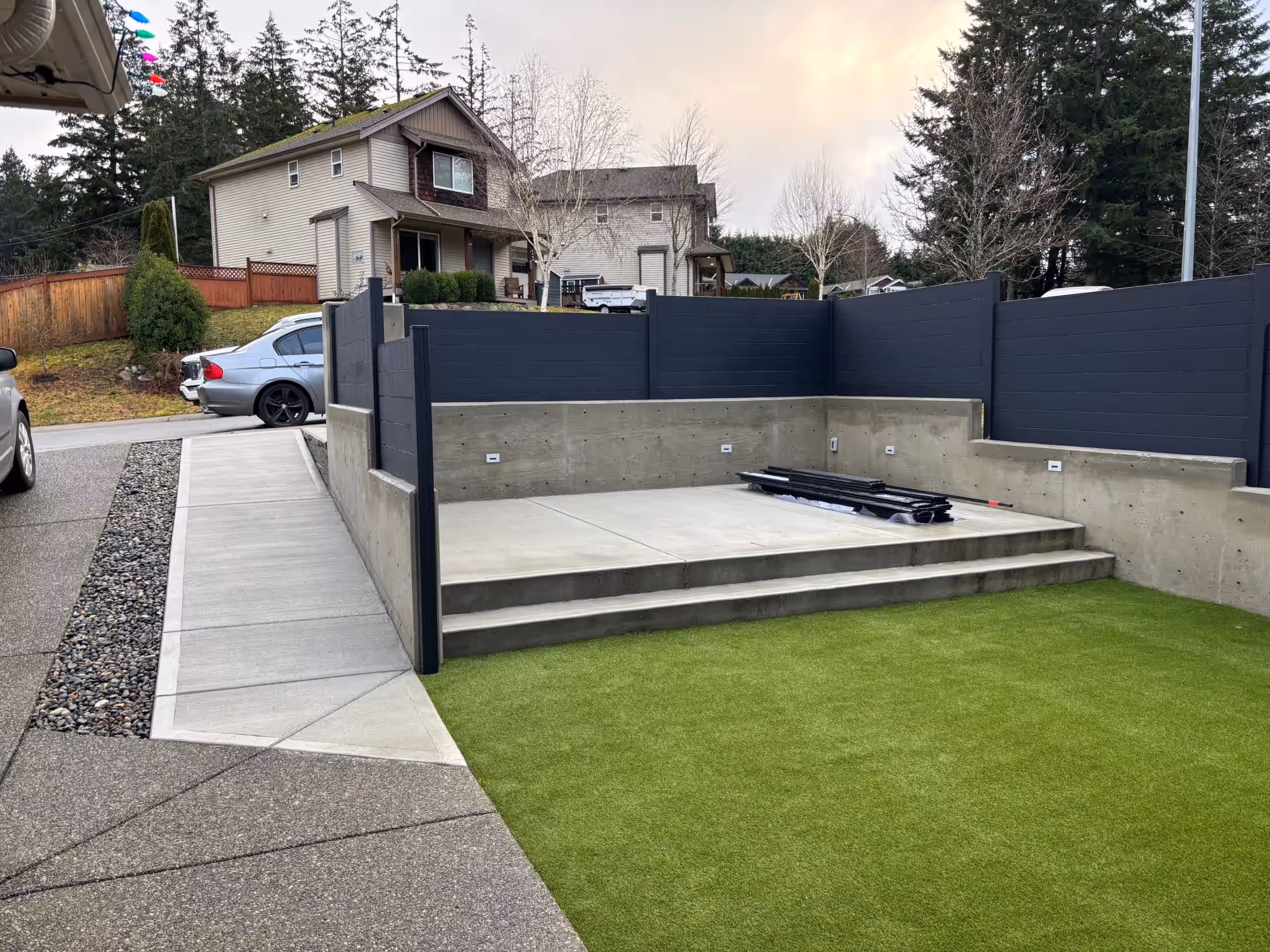 Finished paver patio and retaining wall in Nanaimo