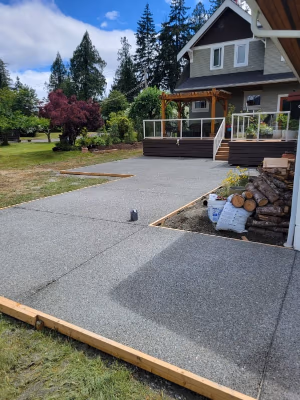 Exposed aggregate concrete patio in Nanaimo, BC